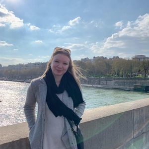 Meet your Posher, Myriam